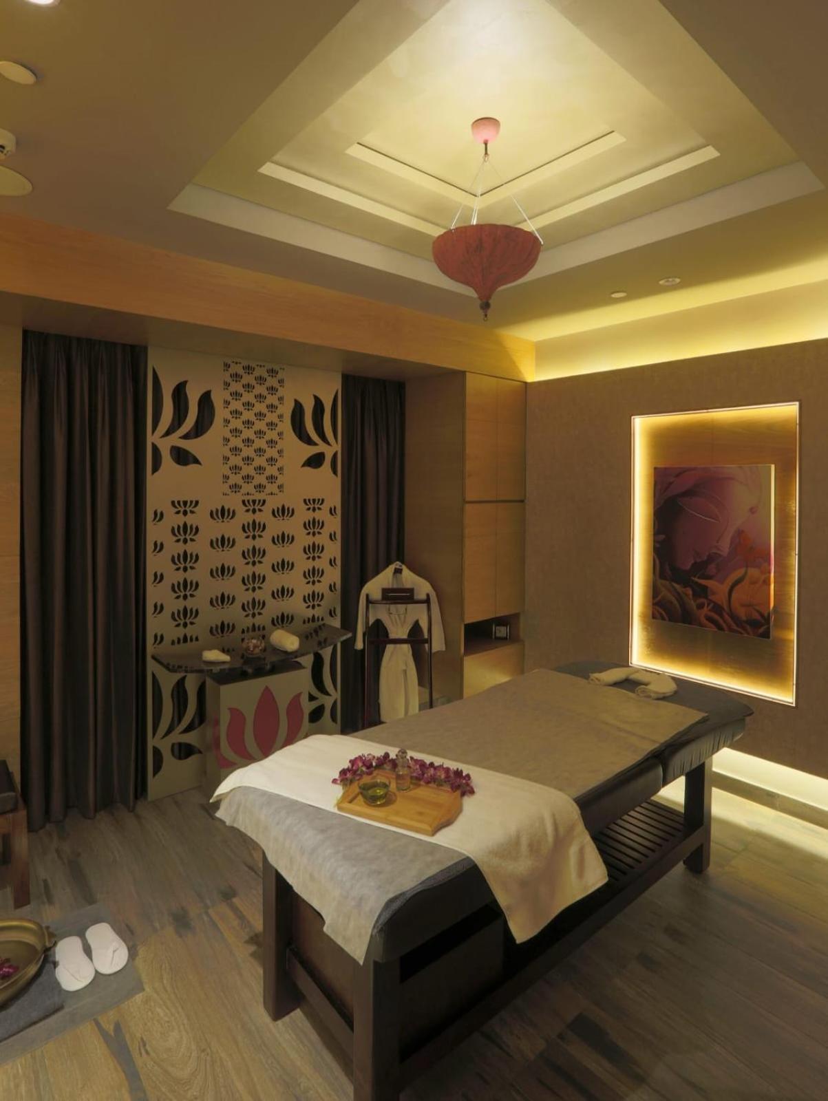 Hotel Prithvi-Raj Near Delhi Airport Нью-Дели Экстерьер фото